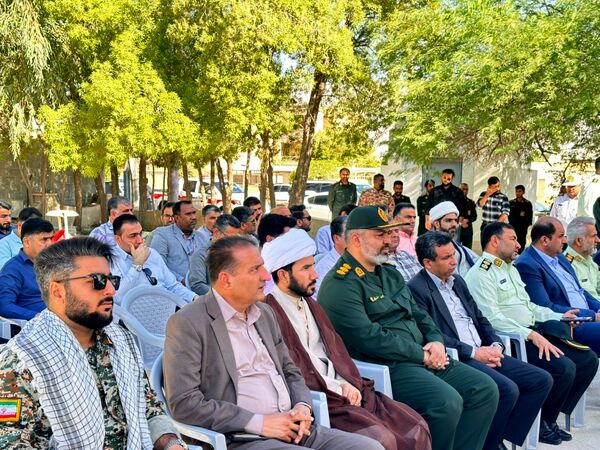 غبارروبی قبور مطهر شهدا در بستک
