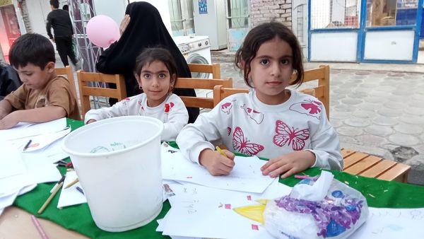 مهمانی ده کیلومتری غدیر در شهر بن 