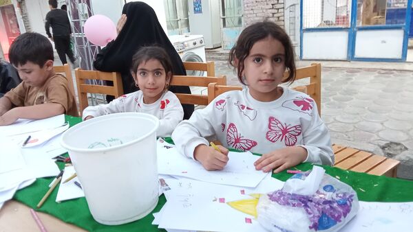 مهمانی ده کیلومتری غدیر در شهر بن 