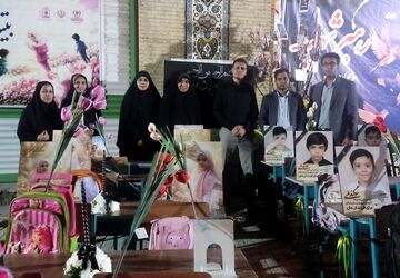 چهلمین روز شهادت رهبر شهید و دانش‌آموزان مدرسه شجره طیبه میناب؛ یادبود مقاومت در برابر ظلم