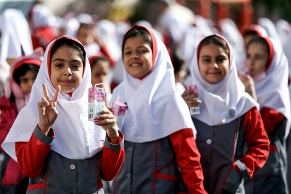 150 هزار دانش آموز قمی از 15 آذر شیر رایگان دریافت خواهند کرد