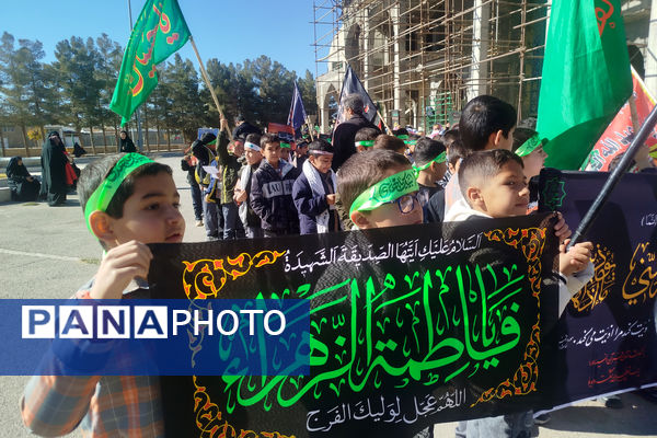 همایش نوگلان فاطمی در شهر بهمن