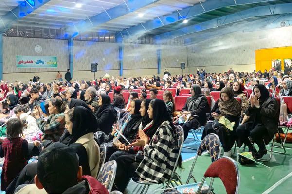 جشن میلاد امیرالمومنین(ع) و روز پدر با حضور پرشور شهروندان قرچکی