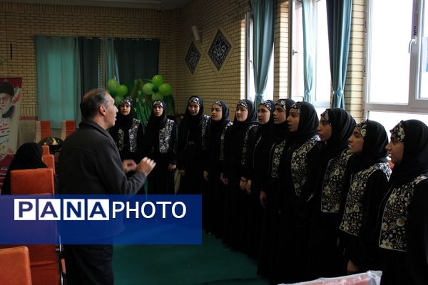 افتتاحیه مسابقات فرهنگی‌هنری «امید فردا» در مدرسه شاهد منتصرین ورامین