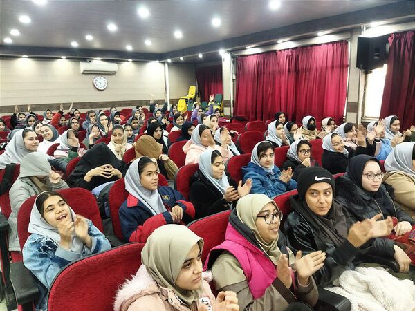 اردوی تمشک فرصتی برای رشد و شکوفایی استعدادهای دانش آموزان