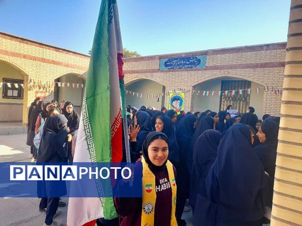 زنگ انقلاب در مدارس پارسیان نواخته شد 