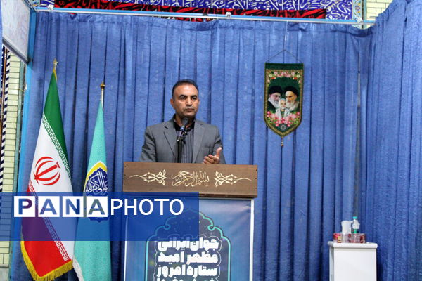 مدیرکل آموزش و پرورش استان در نماز جمعه شهربن