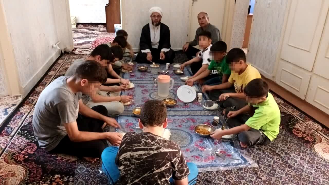 لحظات شیرین با پدر معنوی؛ دیداری که یادها را جاودانه کرد