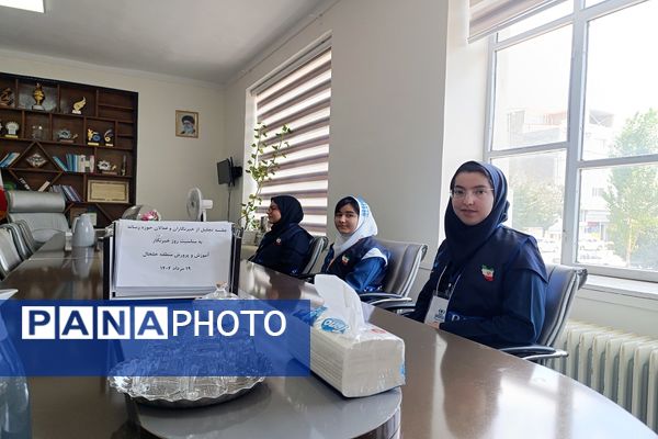 تجلیل از اصحاب رسانه و دانش آموز خبرنگاران فعال پانا در شهرستان خلخال