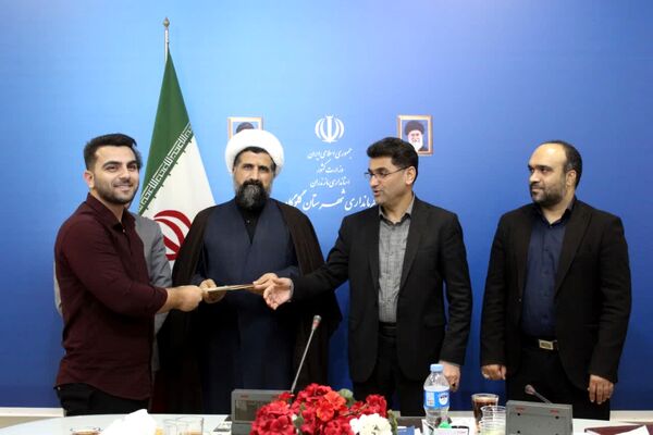 تقدیر از خبرنگاران در گلوگاه 