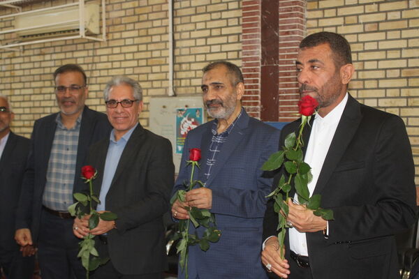 زنگ سپاس معلم در دبستان معینی بوشهر