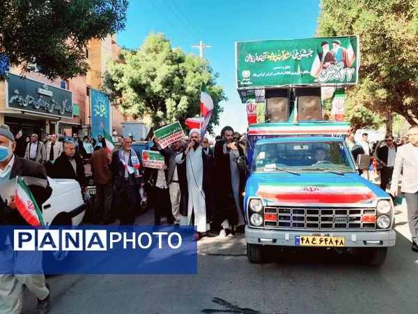 راهپیمایی یوم الله ۲۲  بهمن با حضور پرشور مردم در بوشهر 