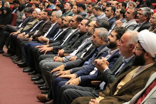 مراسم معلم سرآمد ۱۴۰۳ شهرستان‌های استان تهران و گرامیداشت مقام معلم در ایوان ری