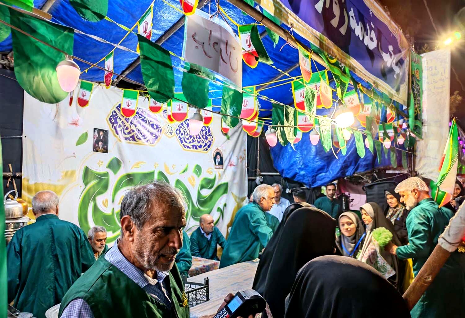 جلوه هایی از جشن غدیر در مواکب مردمی قم 