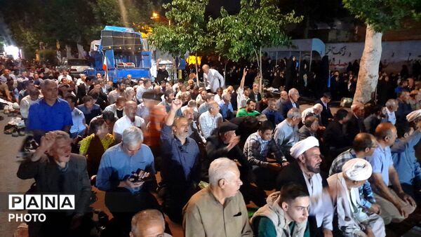 حماسه نودمین شب؛ اقتدار ملت در نماز استغاثه