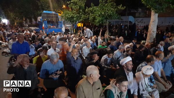 حماسه نودمین شب؛ اقتدار ملت در نماز استغاثه