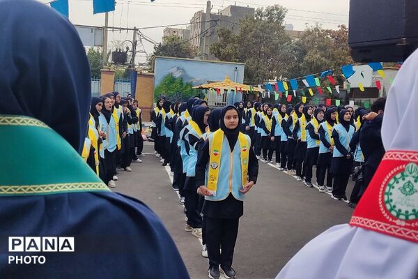  دوره تربیت مربی پیشتاز کاردان و اردو بازی در مدرسه شاهد بهشت شهرستان رباط‌کریم