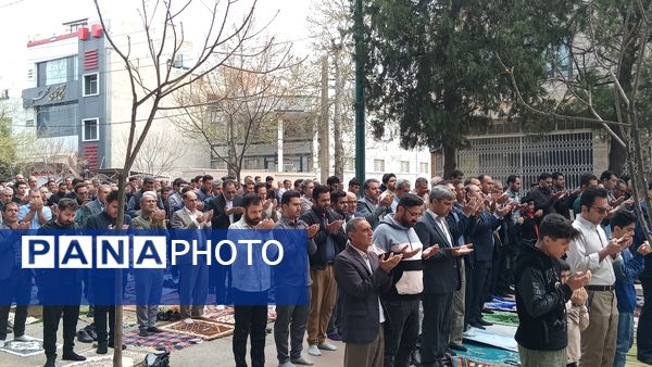 اقامه نماز عید سعید فطر  در شهر یزد