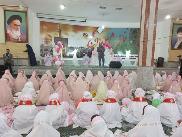 جشن تکلیف هزار دانش‌آموز دختر ناحیه ۳ شیراز