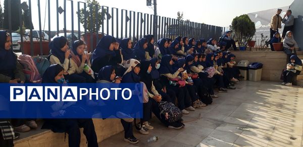 اردوی آموزشی و علمی دبستان آرمینه مصلی نژاد در انگاریوم دانشگاه فردوسی