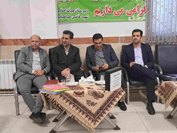 جلسه شورای معاونان و مدیران محله محور اسلامشهر