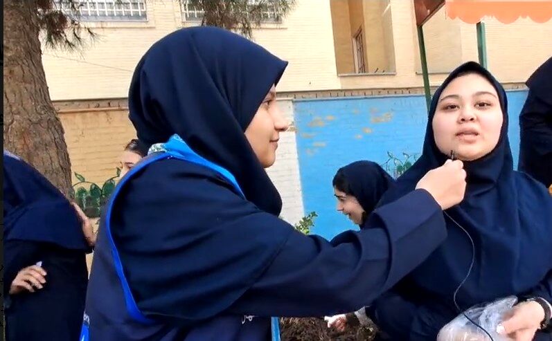 برپایی بازارچه کسب در آمد در دبیرستان جامه طحاف ناحیه 4 اصفهان/ فیلم