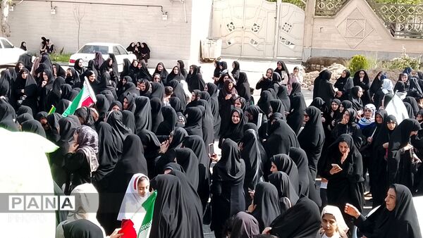 حضور پرشور اقشار مختلف مردم در رزمایش جان فدا شهرستان کوهدشت