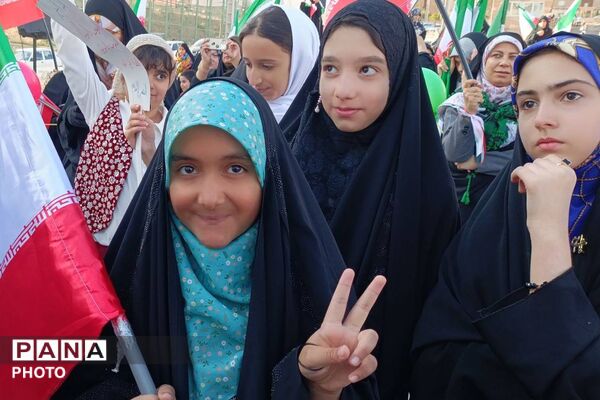 مهمانی فرشته‌ها در فاز یازده پردیس