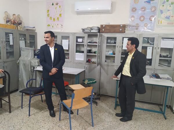  بازدید از دبیرستان‌های دخترانه عشایری عفاف و شبانه‌روزی پسرانه عشایری فارس