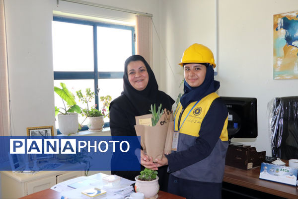 آیین تجلیل از سفیران انرژی برتر نیروگاه سیکل ترکیبی در شهرستان شیروان