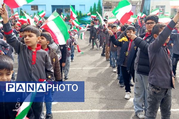 جشن پیروزی انقلاب اسلامی در مدارس رباط‌کریم