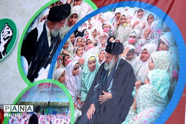 به شوقِ راهِ عشق، دل از جهان بریدیم ، به نامِ رهبر و شهدا، رهِ وفا گزیدیم