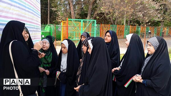 گرامیداشت شهدای مدرسه میناب در گرگان