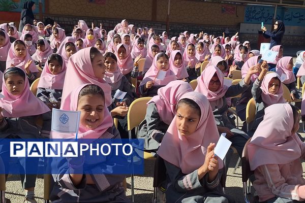 سفیران سلامت پیشگامان خود مراقبتی در مدارس 