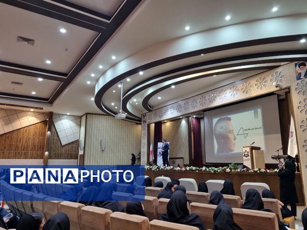همایش آشنایی با مبانی هوش مصنوعی دانش‌آموزان شهرستان تربت حیدریه 