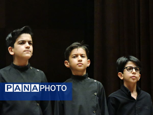 دیدار حجت‌الاسلام قمی با جمعی از دانش‌آموزان و نوجوانان استان یزد