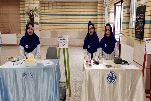 افتتاحیه سفیران سلامت پاکدشت در آموزشگاه ام‌الشهدای مظفر