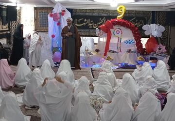جشن تکلیف دانش آموزان مدرسه مولوی ۲ 
