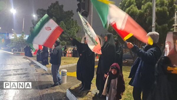 اجتماع فرهنگیان و دانش‌آموزان ناحیه ۶ مشهد