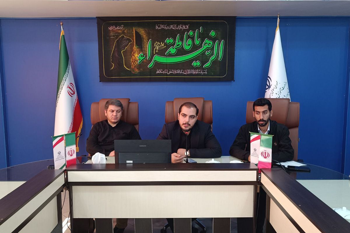 دانش‌آموزخبرنگار بودن یک فرصت ارزشمند است