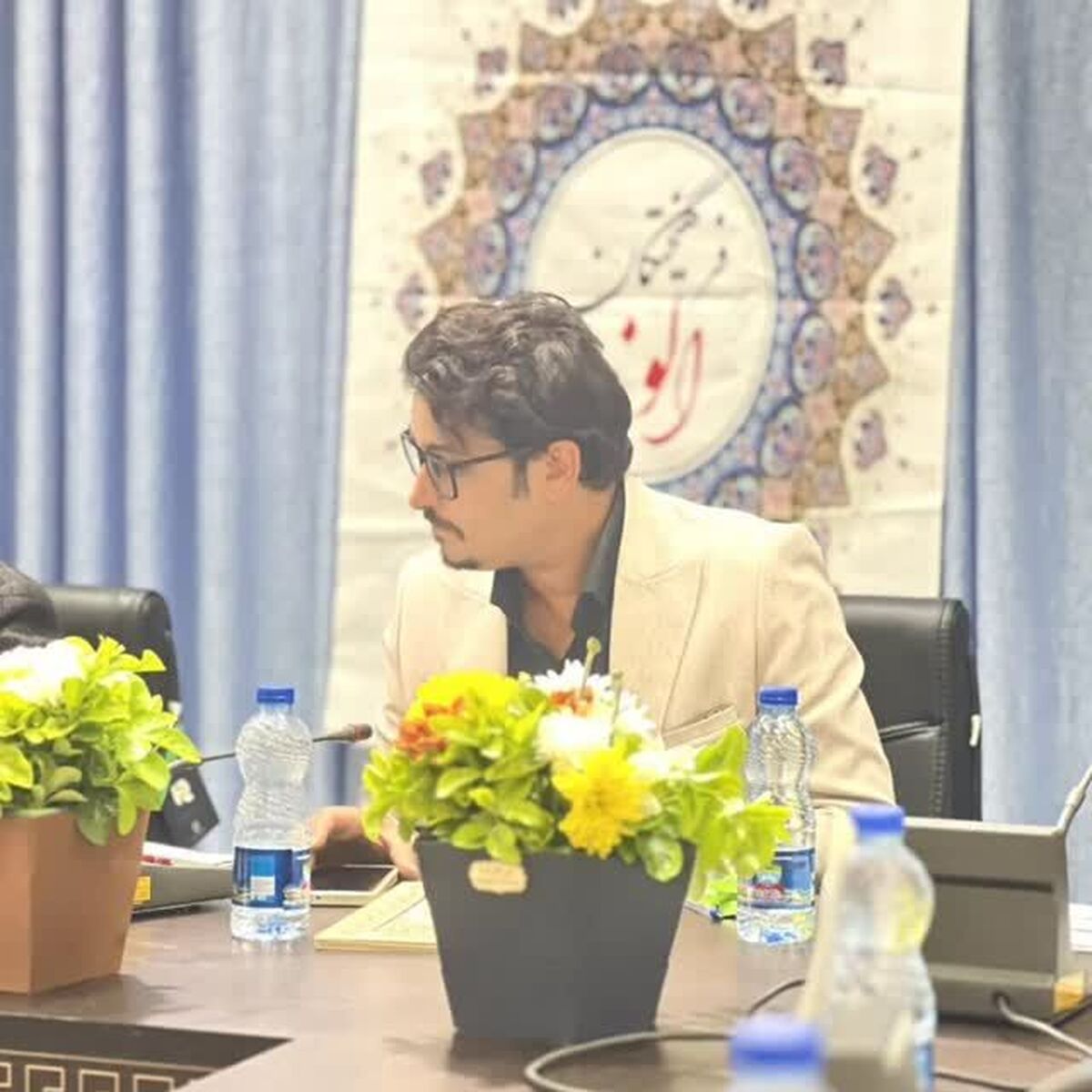 شعر، رگ حیاتی زندگی ایرانیان است