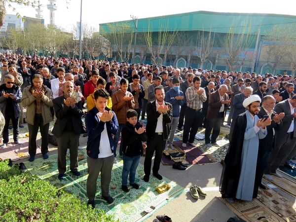 اقامه نماز عید فطر در شهرستان بجنورد 
