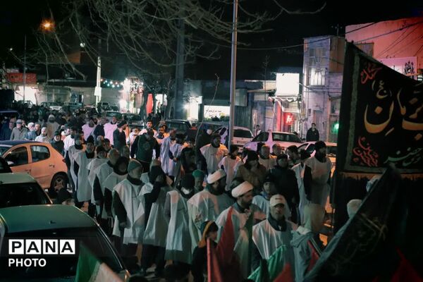 تجدید عهد با خون شهدا؛ «کفن‌پوشان» همدان شبانه بر آرمان‌های انقلاب ایستادند