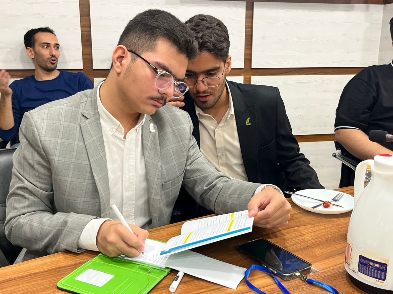 نبض آینده می تپد