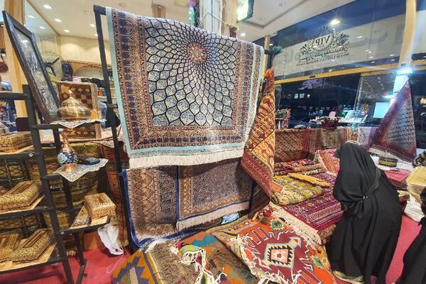 نمایشگاه برکت باحضور کارآفرینان طرح های اشتغال‌زایی در مشهد