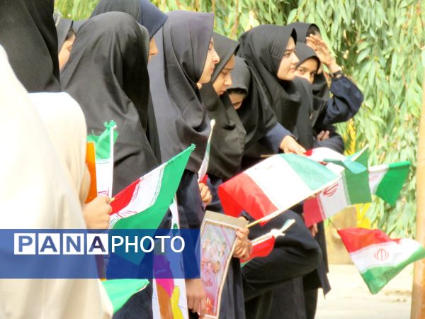 نواخته شدن زنگ مهر در مدارس شهرستان خلیل‌آباد 