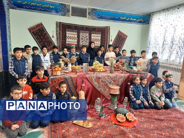 جشن یلدایی در مدرسه شهدای فرهنگی شهرستان شیروان