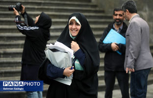 معاون رئیس‌جمهور در امور زنان و خانواده به استان فارس سفر کرد