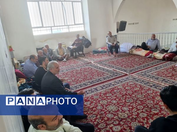 حلقه‌های صالحین اعتکاف در شهرستان خلیل‌آباد 