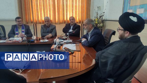 دیدار خبرنگاران پانا با مدیر آموزش و پرورش ناحیه 3 قم